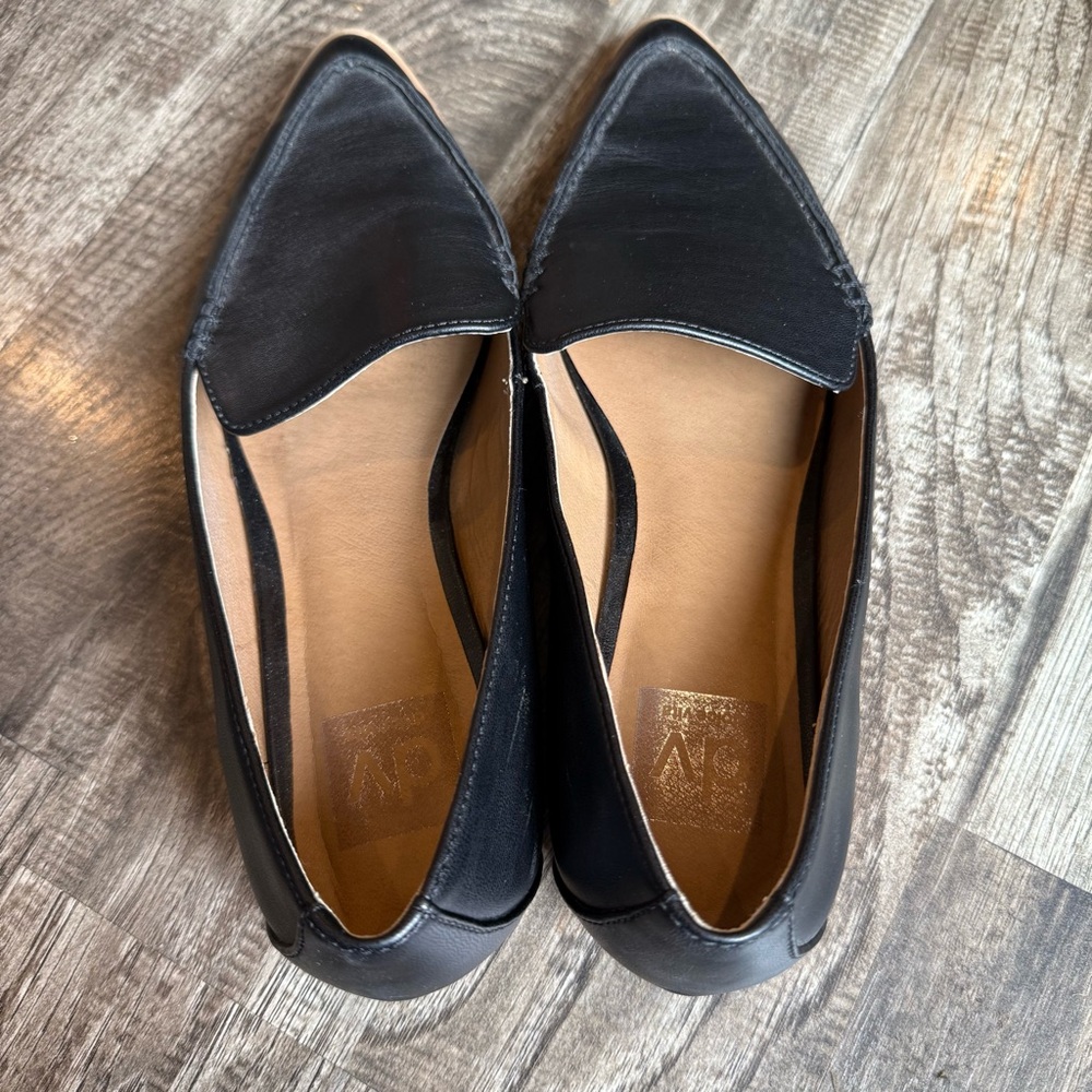 DV by Dolce Vita Black Pointed Toe Leather Flats - Picture 3 of 8